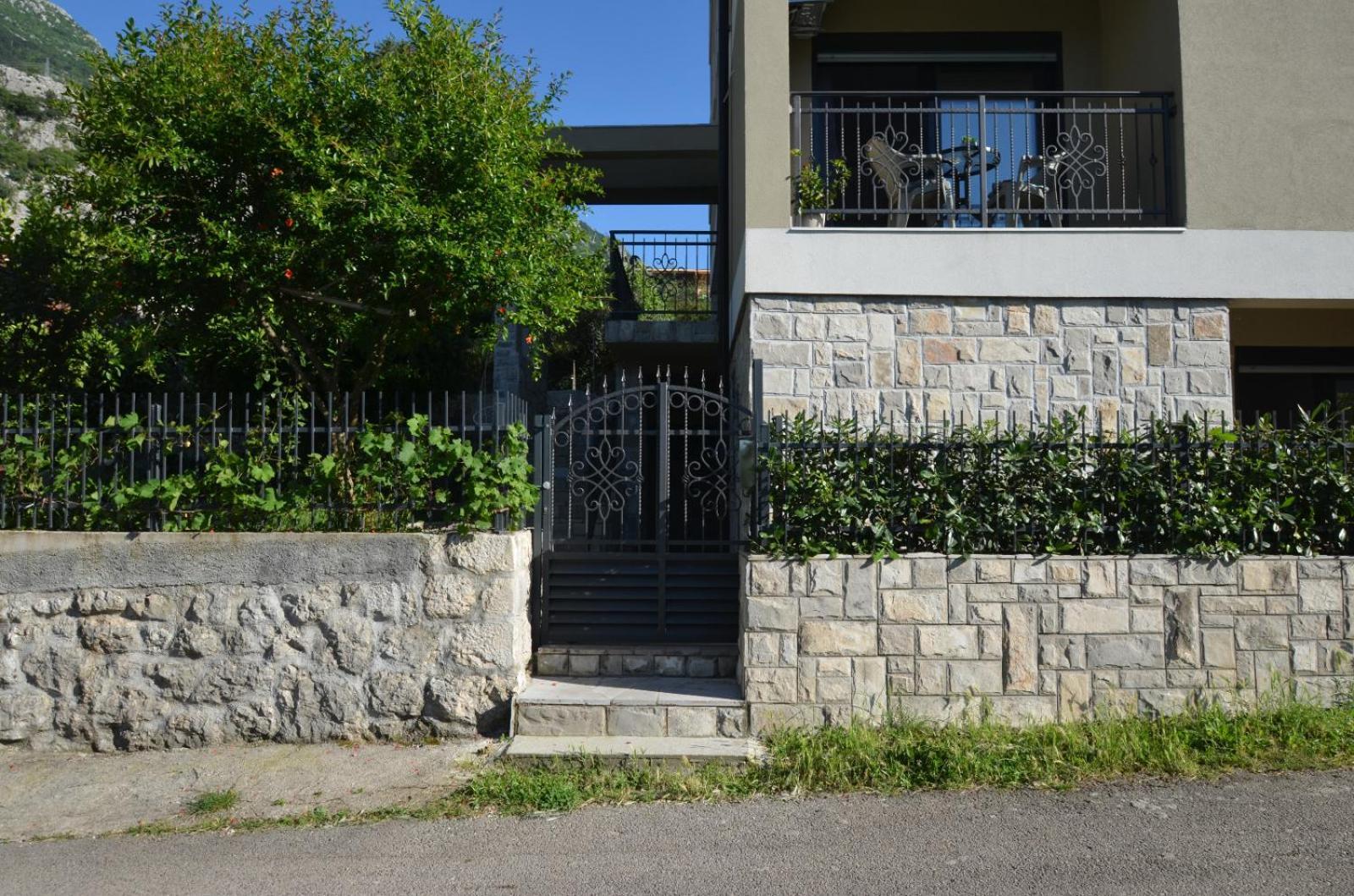Radgost Kotor Apartments Экстерьер фото